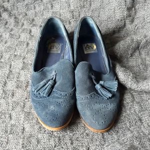 Dolce Vita blue suede shoes! US Size 8.5